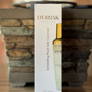 D'OR24K Prestige Exfoliating Pearl Milk Cleanser 4oz Radiant Skin Conditioner